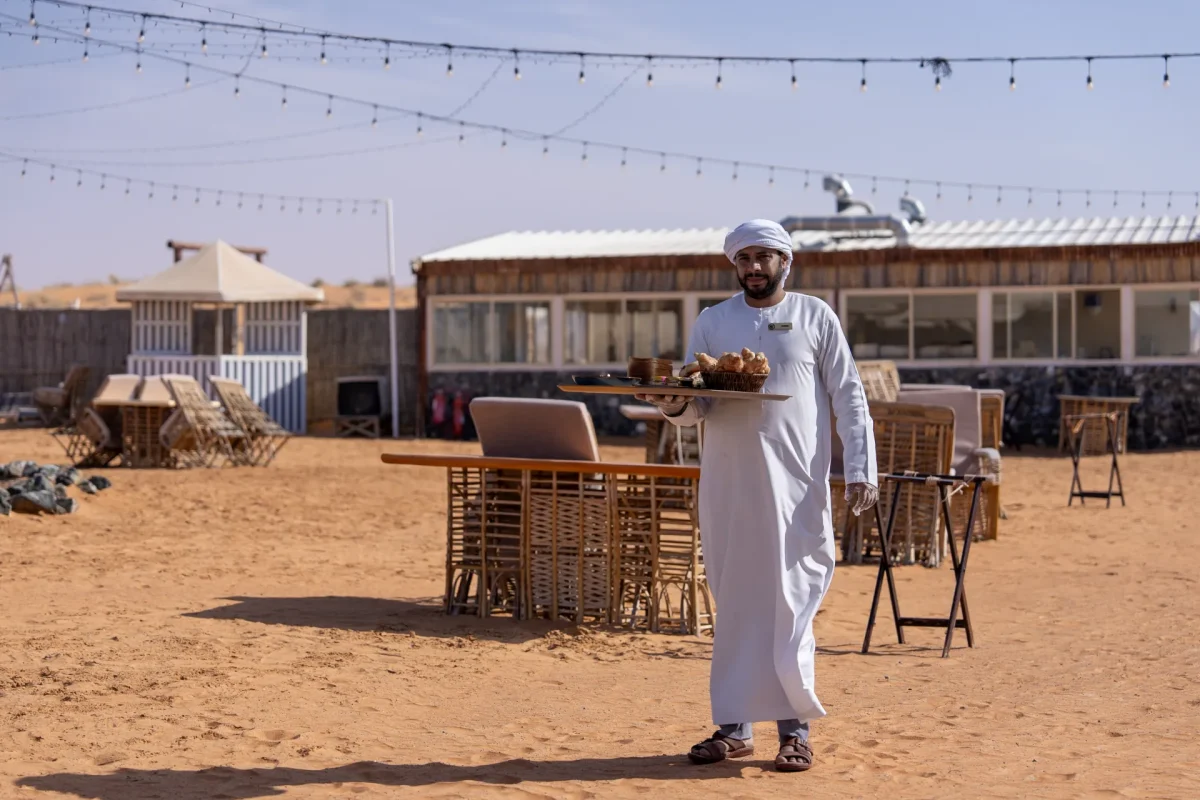 How to greet in Arabic