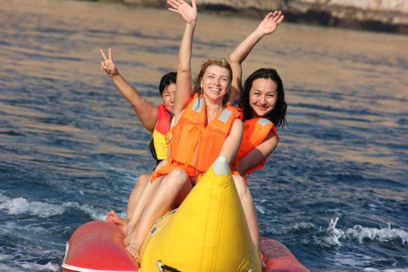 Parasailing in Dubai
